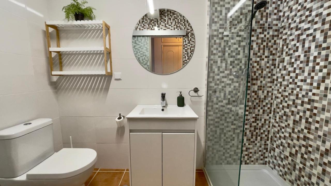Apartamento T2 Com Terraco Grande Apartment Quarteira Exterior photo