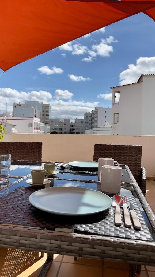 Apartamento T2 Com Terraco Grande Apartment Quarteira Exterior photo